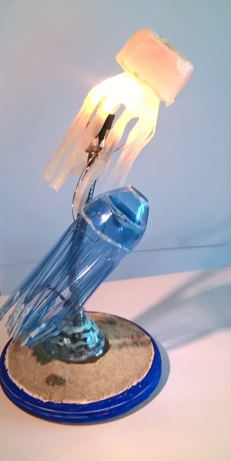 Upcycled plastic for decor